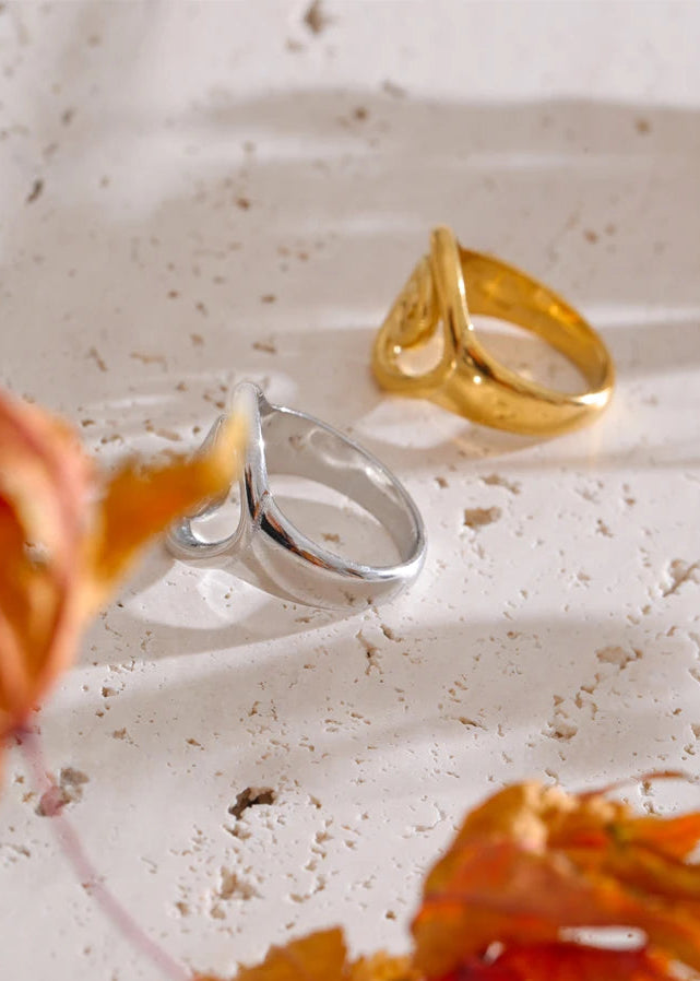 Maré Conch Gold Plated Stainless Steel Statement Ring
