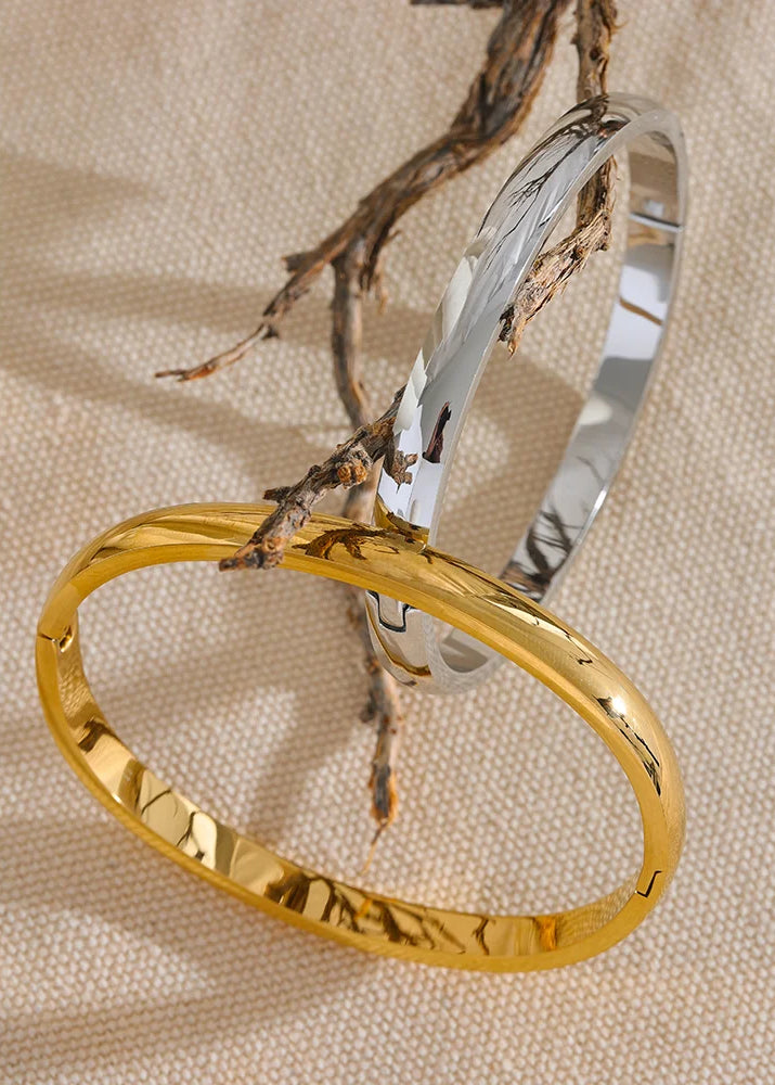 Infinity Loop Gold Plated Stainless Steel Bangle Minimalist Bracelet for Daily Wear